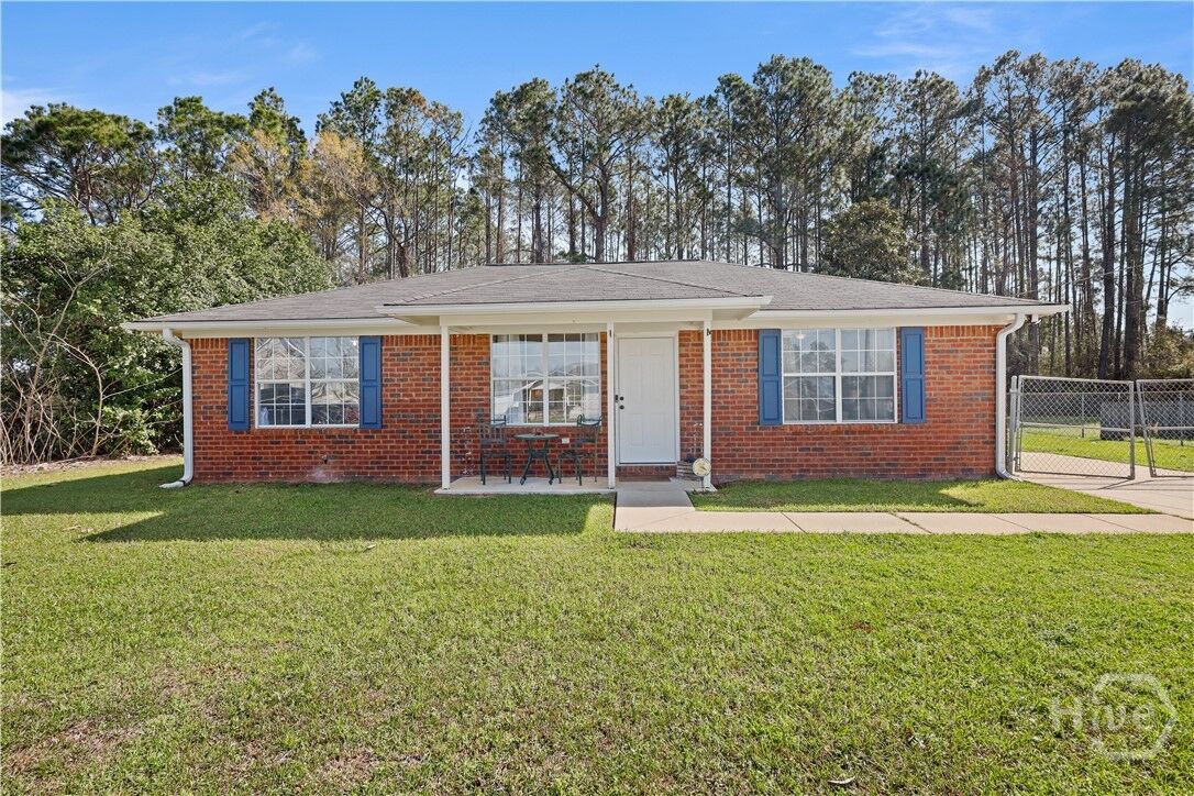 Property Photo:  34 Mary Court NE  GA 31316 