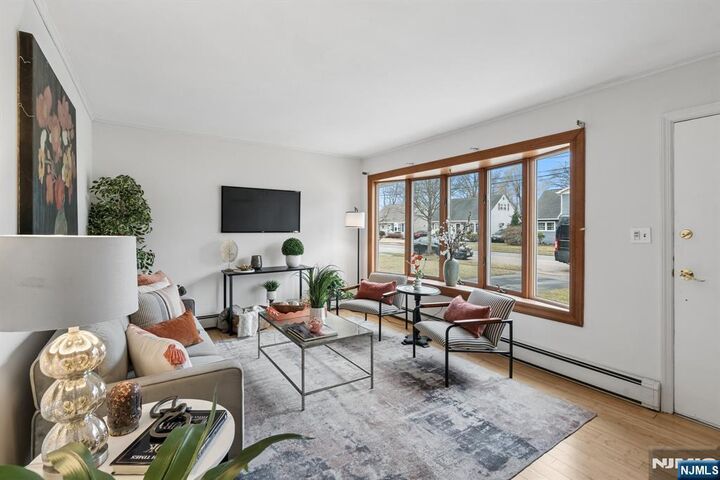 Property Photo:  13 Central Avenue  NJ 07442 