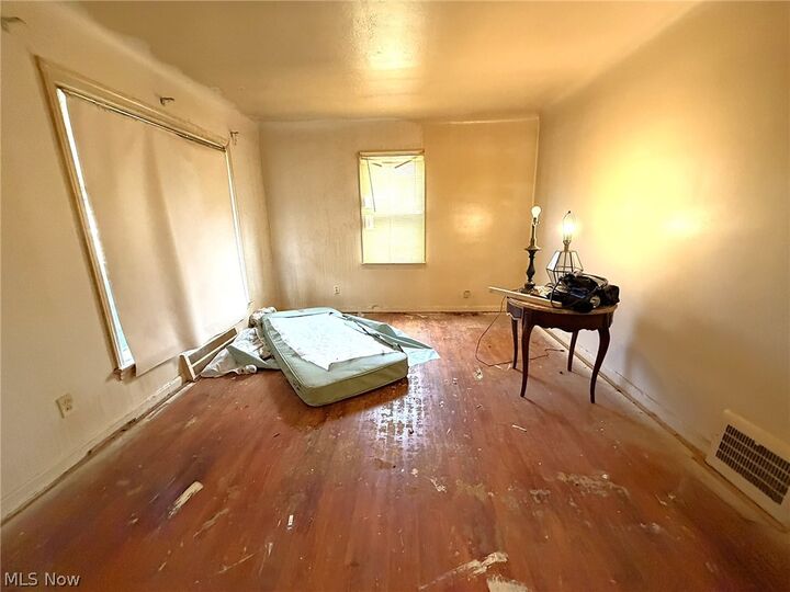 Property Photo: 4385 E 175th Street OH 44128