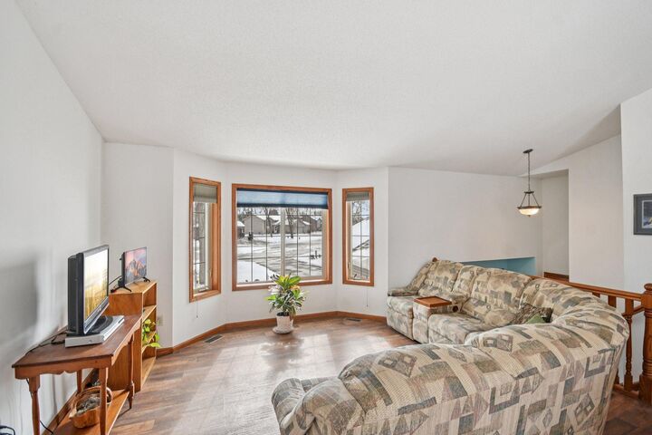 Property Photo:  715 Lewis Avenue  MN 55069 