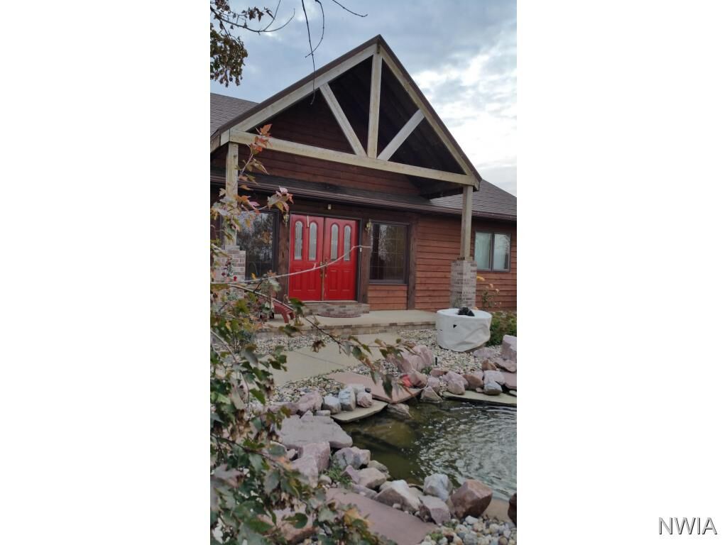 Property Photo: 125 Carter Rd IA 51054