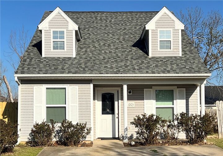 Property Photo:  1003 25th Street  AR 72758 
