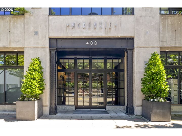 Property Photo: 408 NW 12th Ave 412 OR 97209
