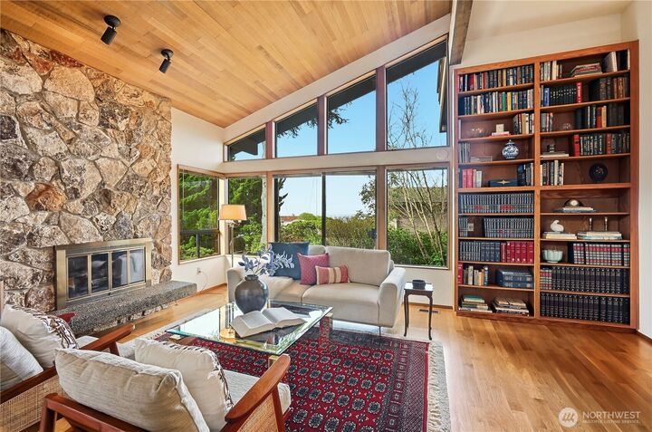 Property Photo:  12656  Blakely Place NW  WA 98177 