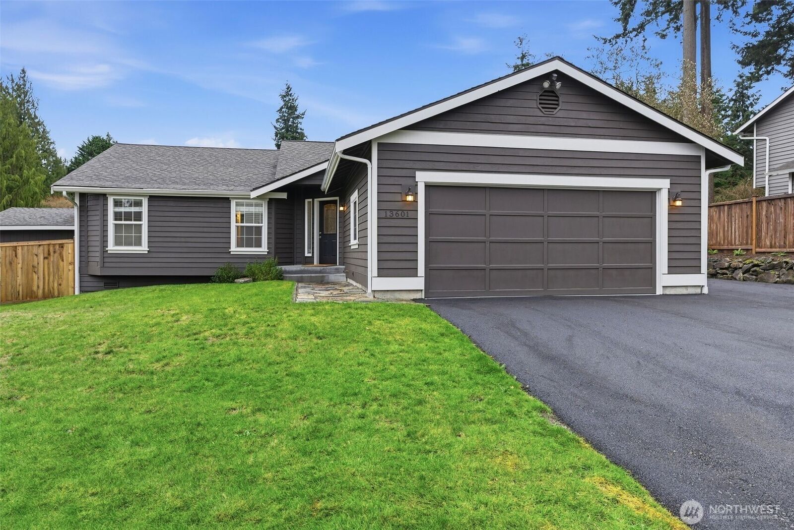 Property Photo:  13601  49th Avenue SE  WA 98296 