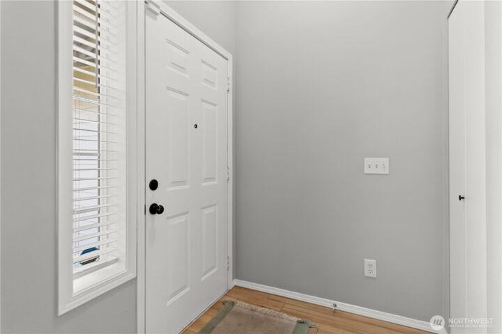 Property Photo: 3702 48th Avenue NE WA 98422