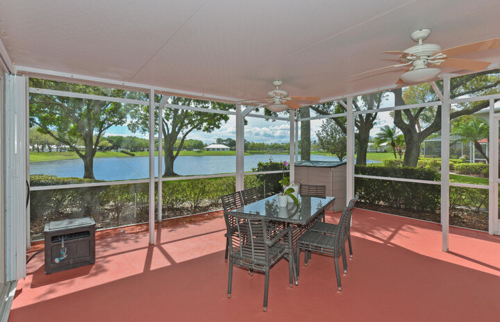 Property Photo:  2305 SW Essex Court  FL 34990 