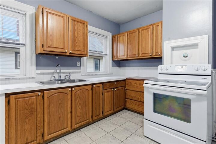 Property Photo:  63 Park Avenue 2  RI 02905 