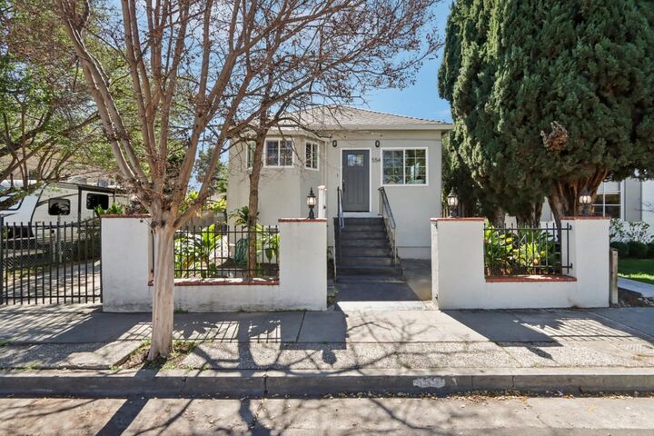 Property Photo:  554 Fisk Avenue  CA 95125 