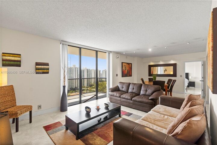 Property Photo: 18181 NE 31st Ct Ph07 FL 33160