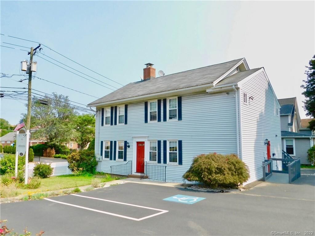 Property Photo:  6 North Street 1st Flr  CT 06010 