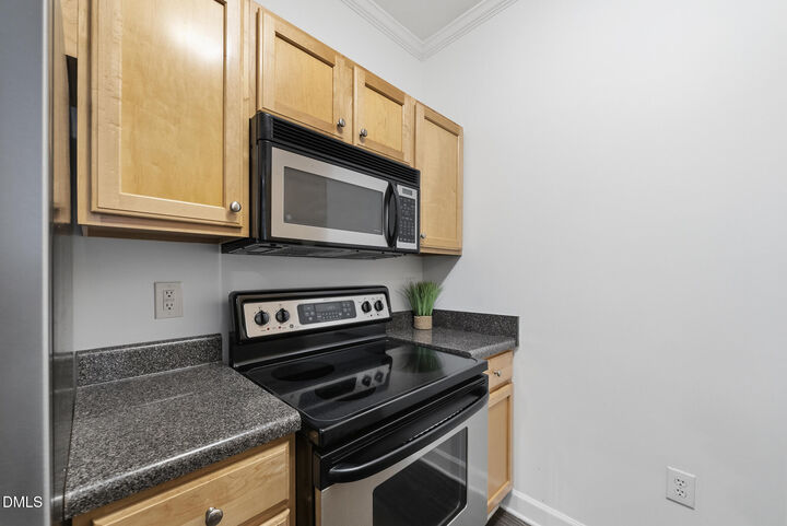 Property Photo:  1301 Durlain Drive 105  NC 27614 