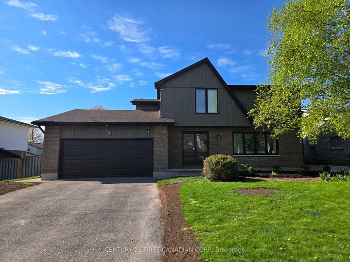 Property Photo:  123 Hillsmount Crescent  ON N6K 1V6 