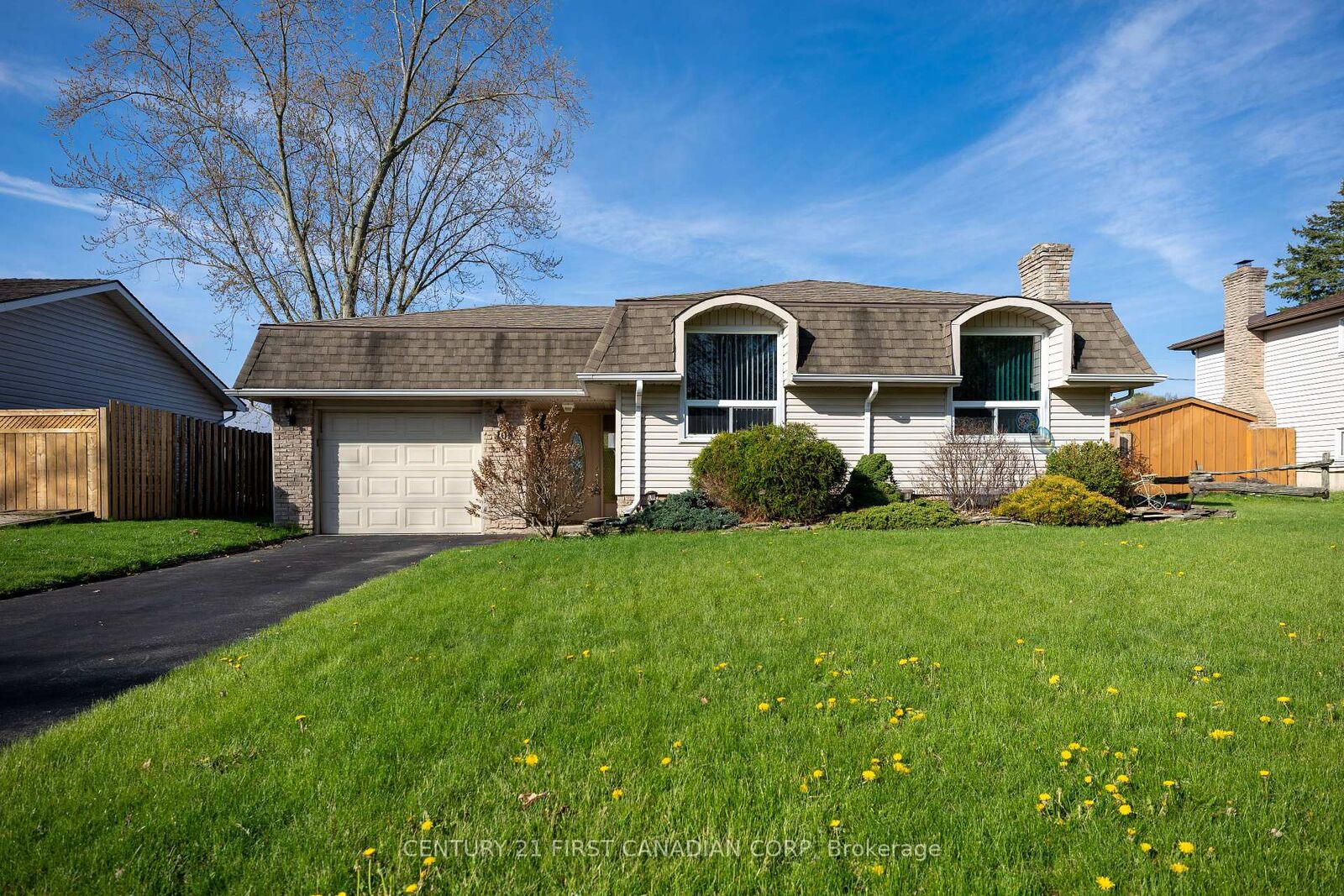 Property Photo: 106 Angelo Drive ON N0L 2P0