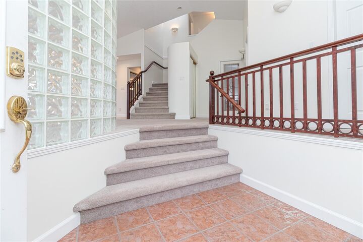 Property Photo: 4268 Westervelt Pl BC V8X 4W5