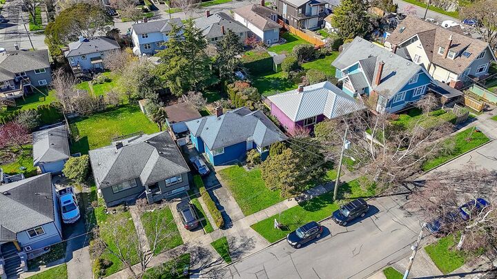 444 Stannard Ave — photo 1