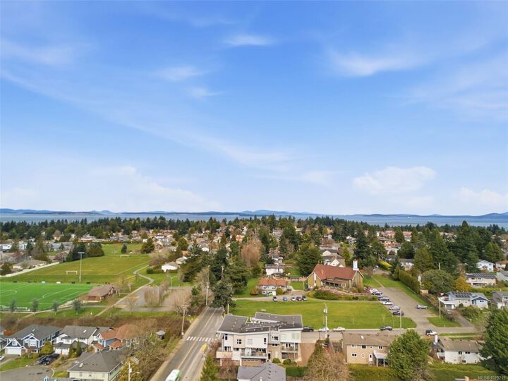 Property Photo: 4343 Tyndall Ave #104 BC V8N 3R9