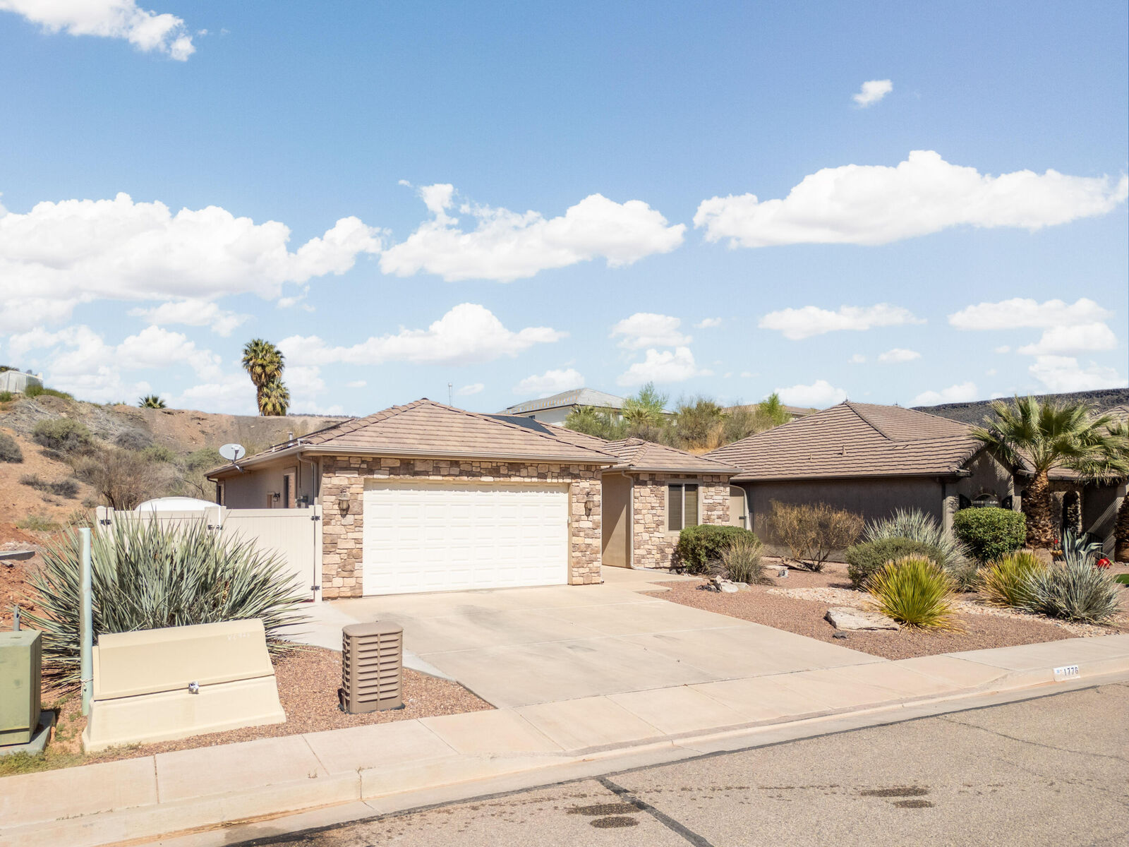 Property Photo:  1776 W 680 S  UT 84770 