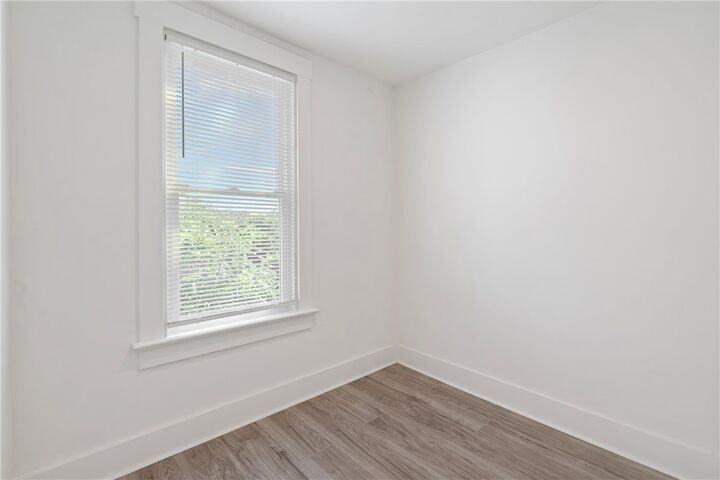 Property Photo:  1607 Fredell St  PA 15210 