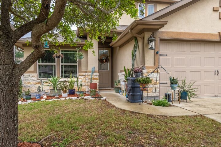 Property Photo:  210 Wincliff Drive  TX 78610 