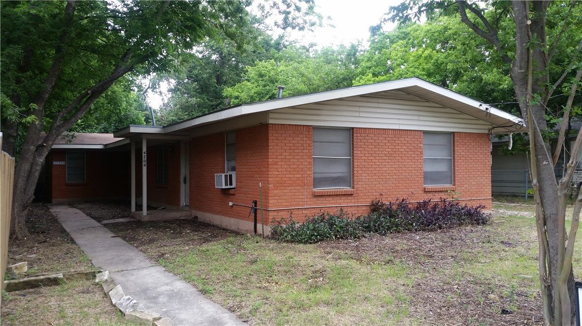 Property Photo: 4704 Red River Street A TX 78751