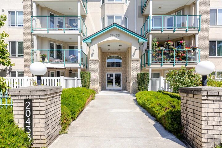 Property Photo: 20433 53 Avenue 202 BC V3A 7A6
