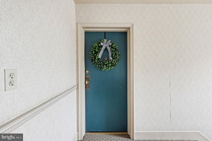 Property Photo:  2873 S Buchanan Street C2  VA 22206 