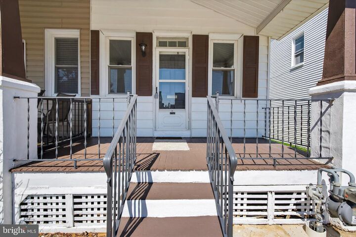 Property Photo: 1741 Orange Street PA 17404