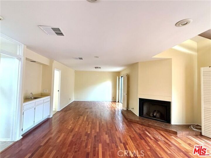 Property Photo:  10740 National Blvd  CA 90064 