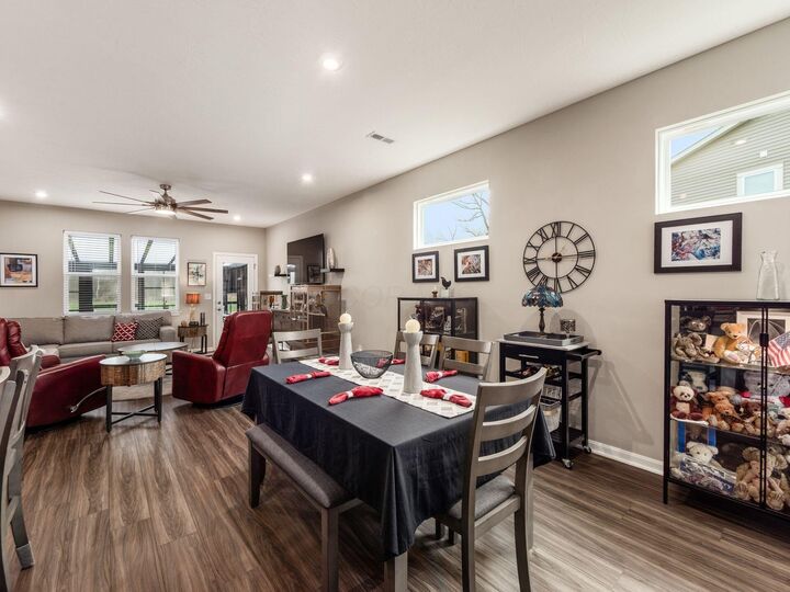 Property Photo: 523 Rochdale Run OH 43015