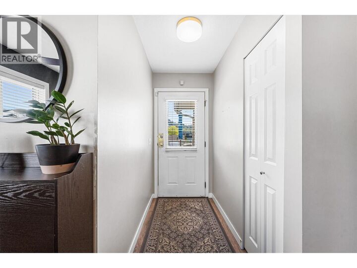 Photo de la propriété:  859 Richter Street  BC V1Y 2J9 