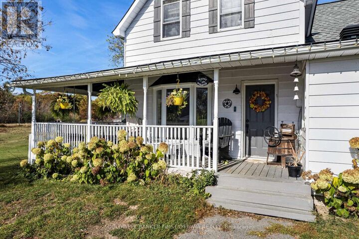 Property Photo: 3968 Diamondview Road ON K0A 2H0