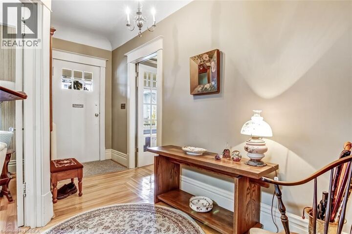 Property Photo:  52 Chestnut Avenue  ON N3T 4C2 