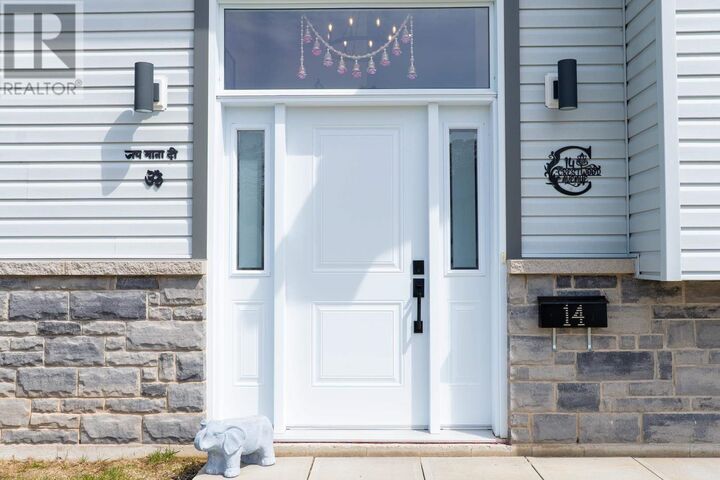 Property Photo:  14 Crestwood Ave  ON P6A 6T2 