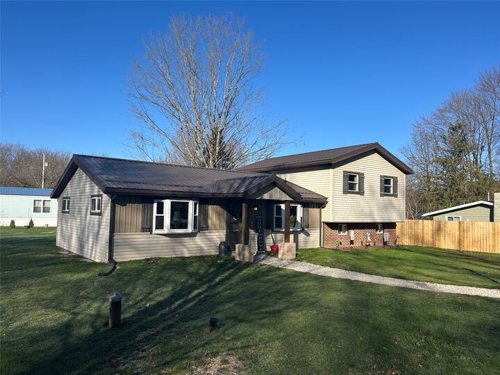 Property Photo:  2567 W Lake Road  PA 16134 