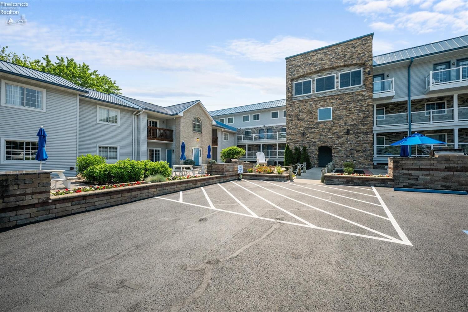 Property Photo: 1254 Tri-Motor 112 OH 43456