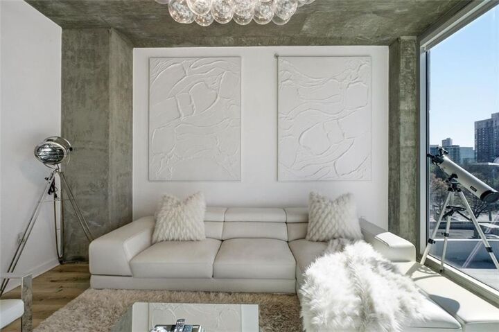 Property Photo: 400 W Peachtree Street NW 705 GA 30308