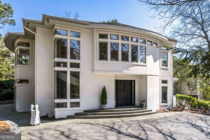 Property Photo: 35 Robin Hood Road NE GA 30309