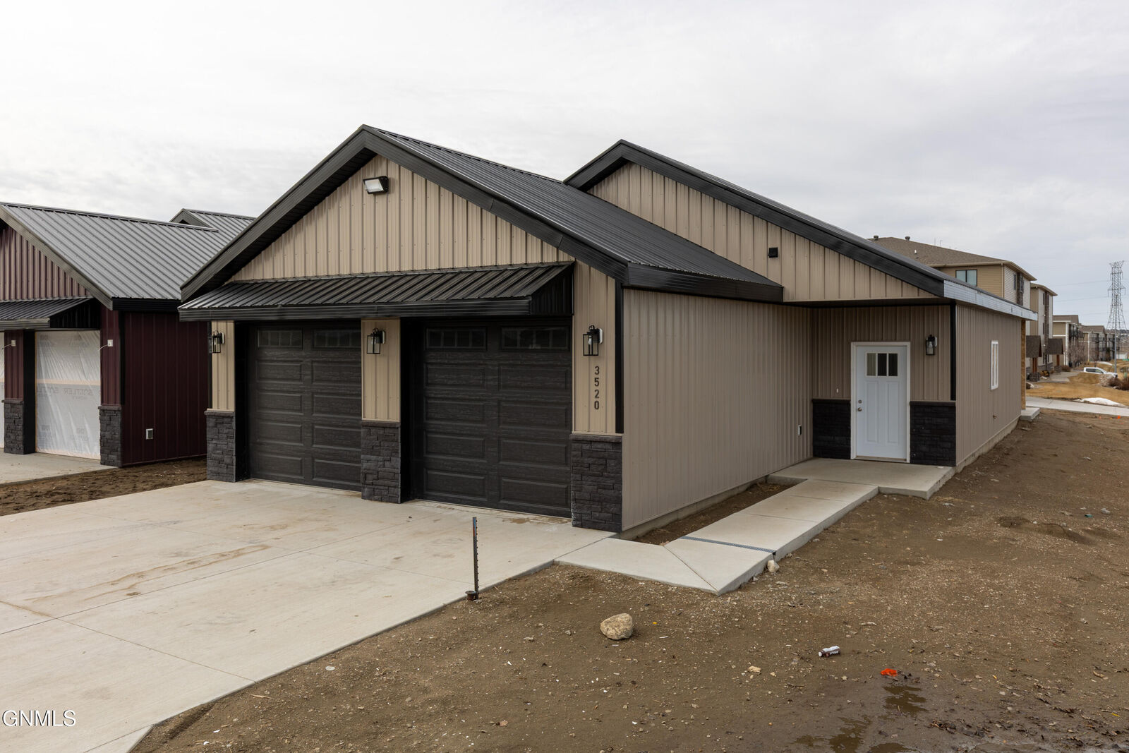Property Photo:  3520 Calgary Point  ND 58503 