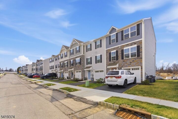 Property Photo:  6 Limestone Blvd 6  NJ 07882 