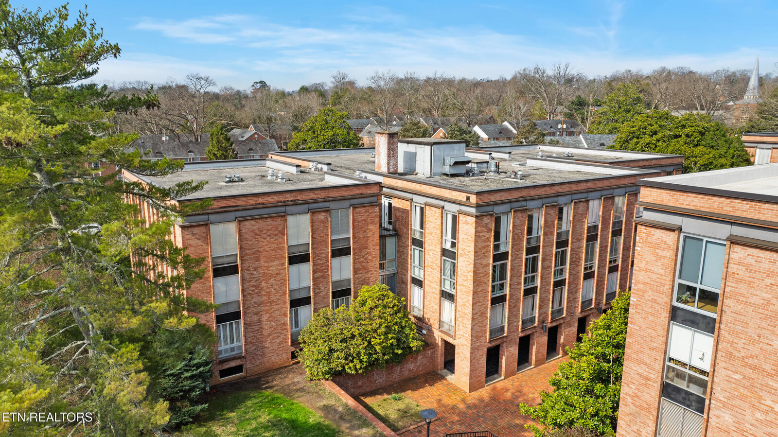 Property Photo:  1400 Kenesaw Ave 33C  TN 37919 