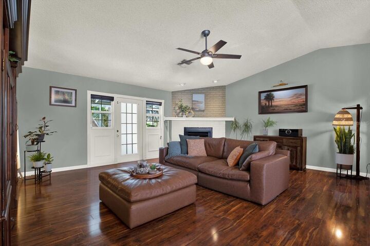 Property Photo:  4941 Cardinal Trail  FL 34683 