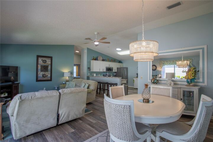 Property Photo: 17403 SE 77th Sycamore Avenue FL 32162