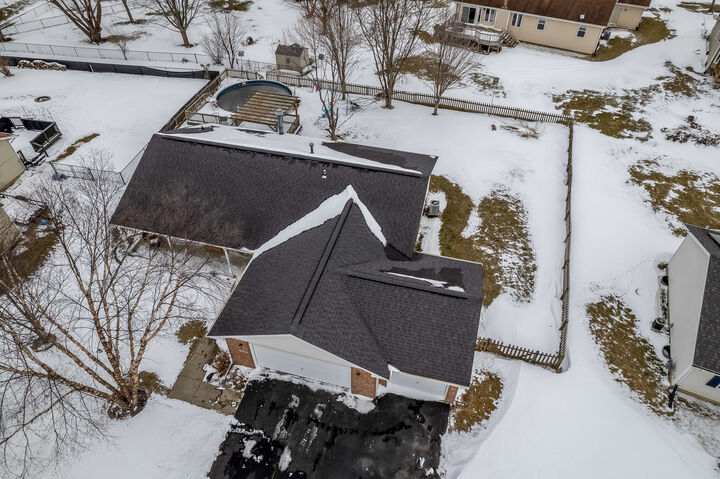 Property Photo:  136 Harvest Glenn Drive  IL 61020 