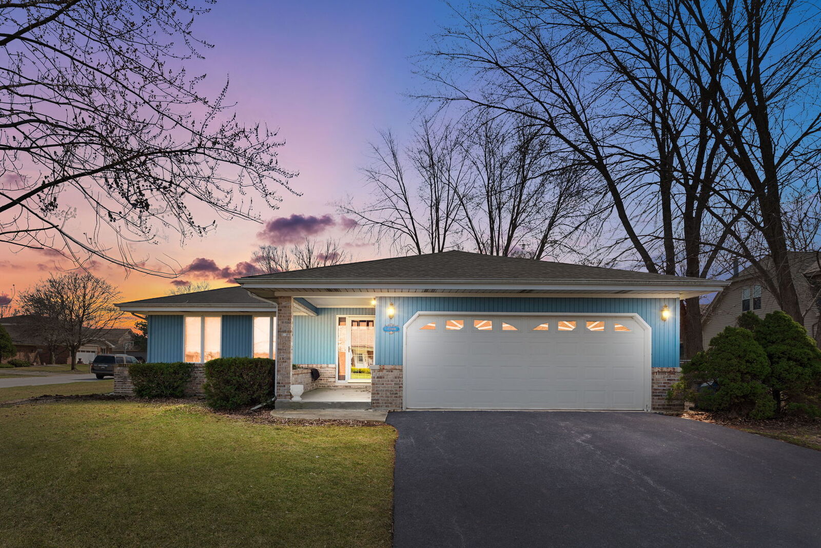 Property Photo:  30 N Melanie Court  IL 60417 