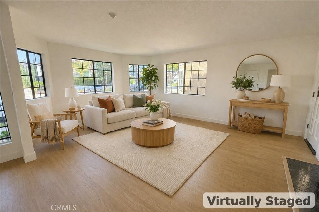Property Photo:  526 S Catalina  CA 90277 