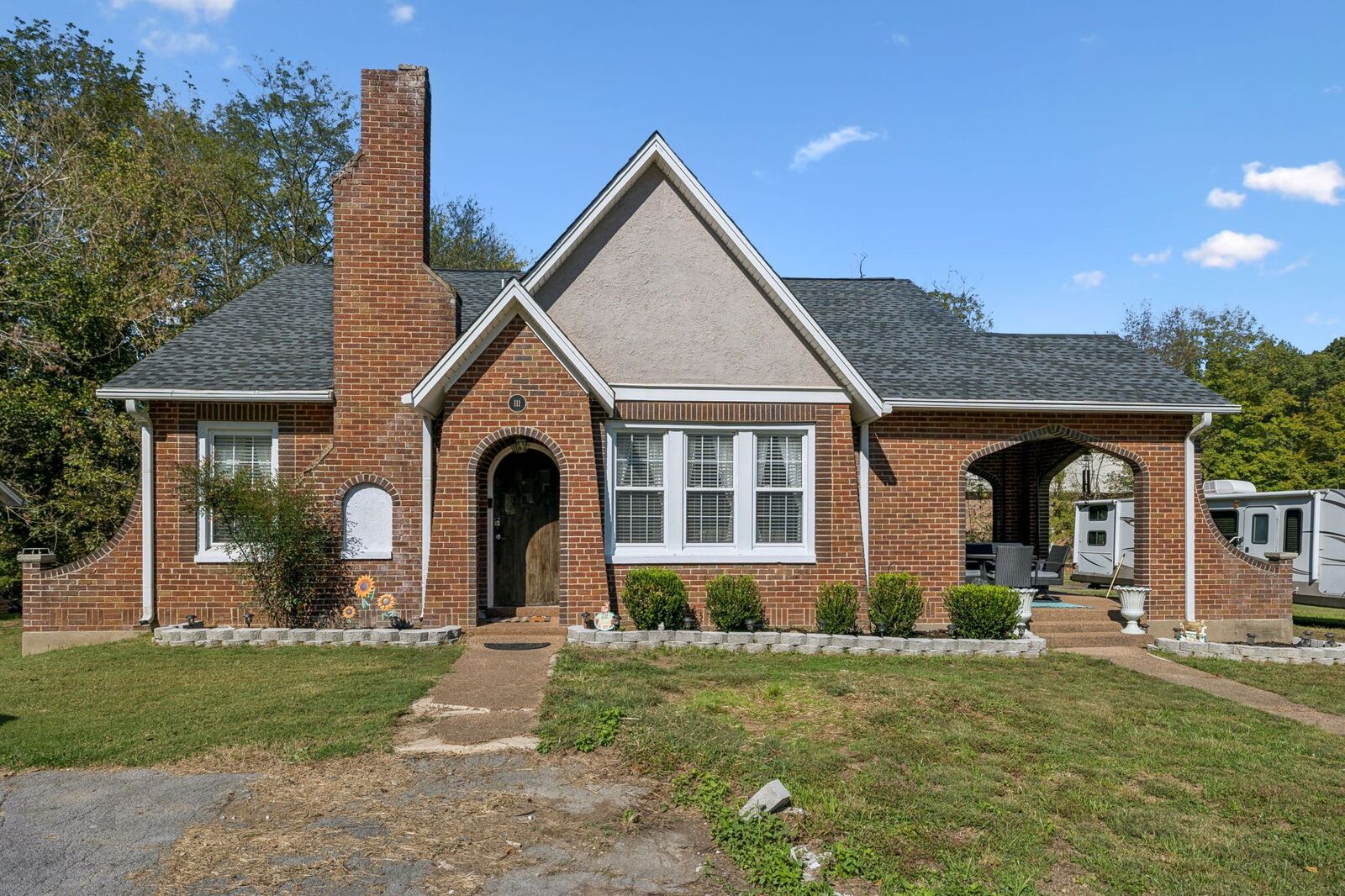 Property Photo:  111 Oak Grove Rd  TN 37150 