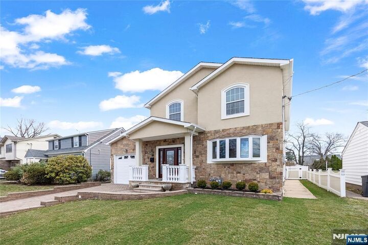 Property Photo:  585 Mount Prospect Avenue  NJ 07012 