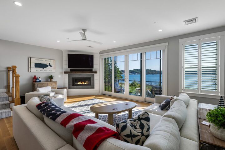 Property Photo:  36 Little Bay Drive  NH 03820 