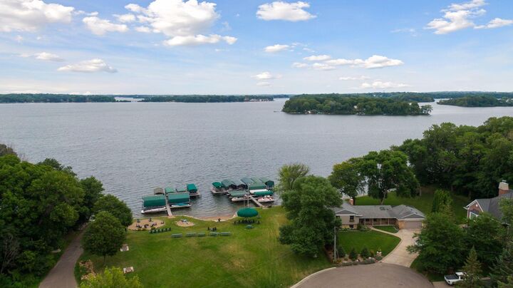 Property Photo:  4410 Shady Lane  MN 55364 